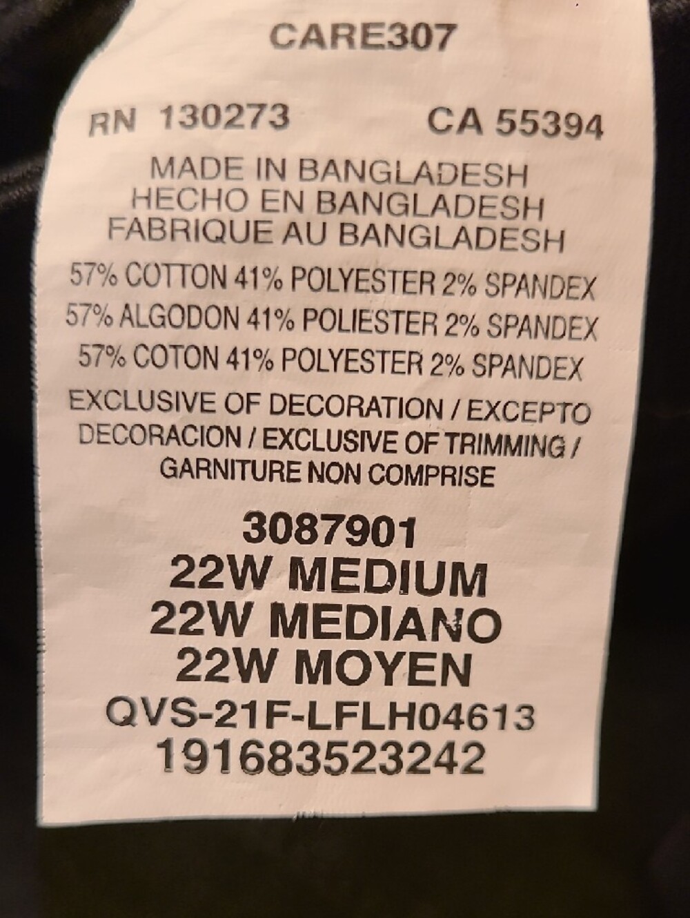 Lee Woman's Straight-Leg Jeans Size 22W NWOT - Picture 7 of 7